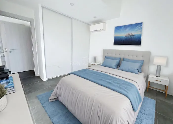 T2 Standing Apartment *